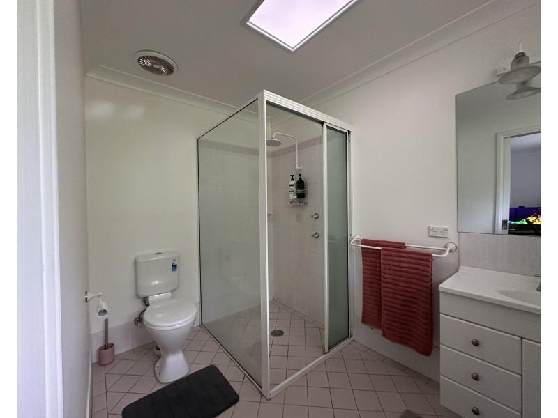 13 Spinnaker Cove, Wallabi Point NSW 2430