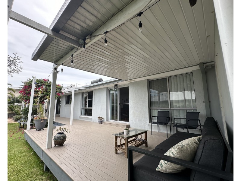13 Spinnaker Cove, Wallabi Point NSW 2430