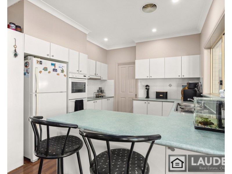 5 Berber Road, Old Bar NSW 2430
