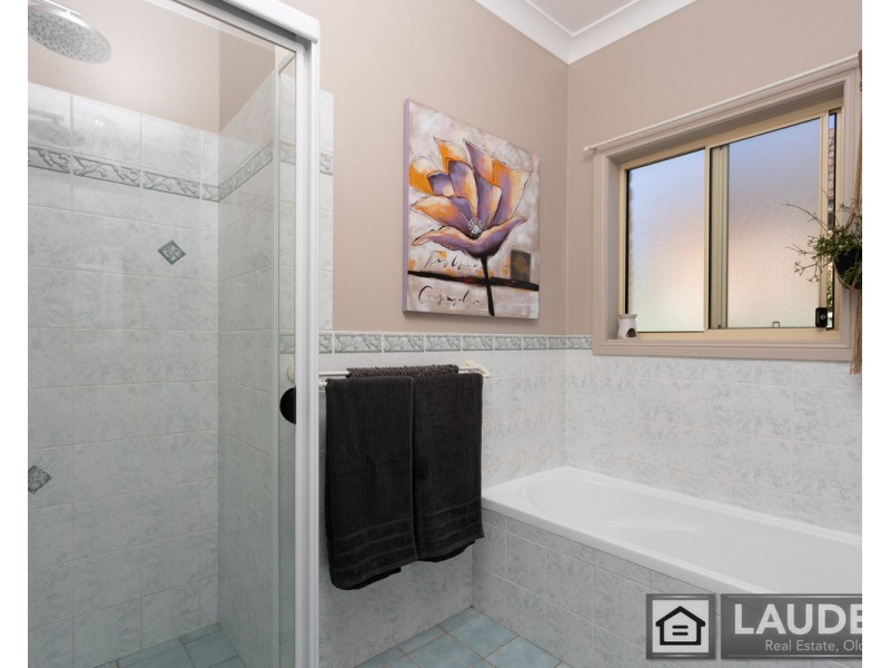 5 Berber Road, Old Bar NSW 2430