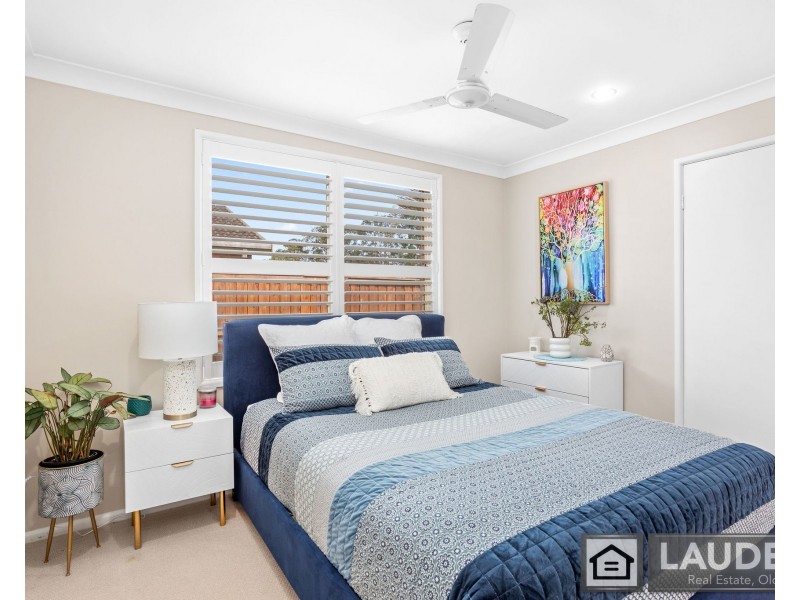 1 Laurina Close, Old Bar NSW 2430
