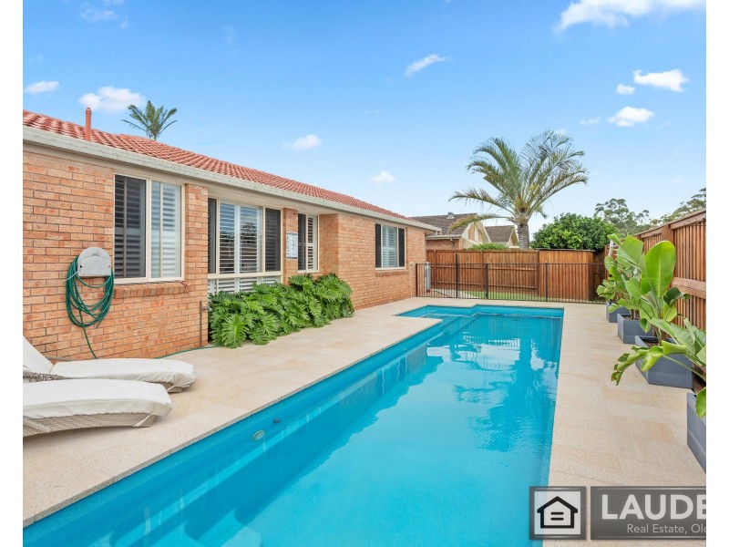 1 Laurina Close, Old Bar NSW 2430