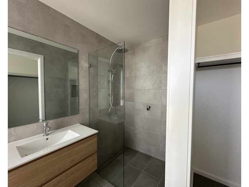 3b Retreat Close, Old Bar NSW 2430