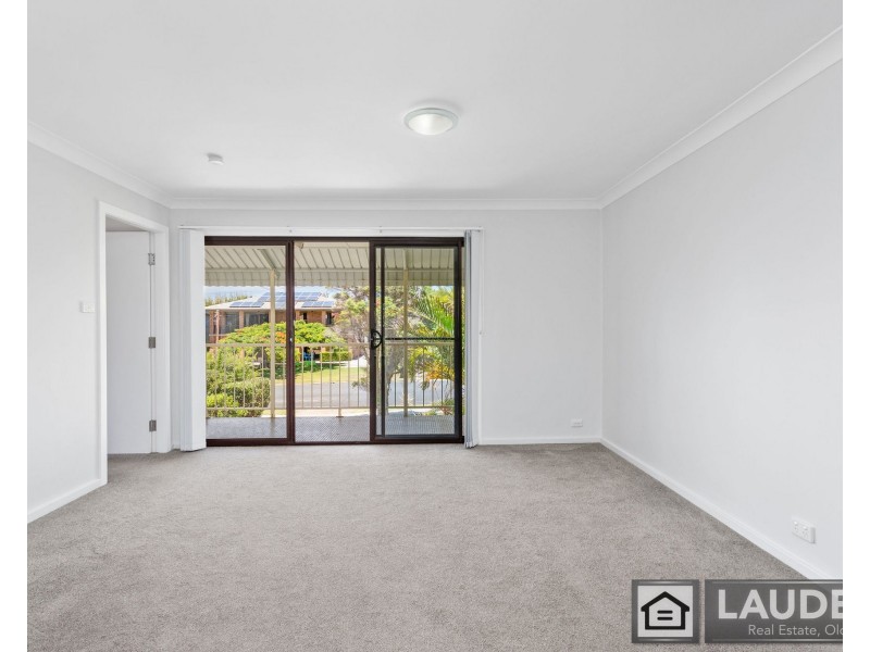 17 Old Bar Road, Old Bar NSW 2430