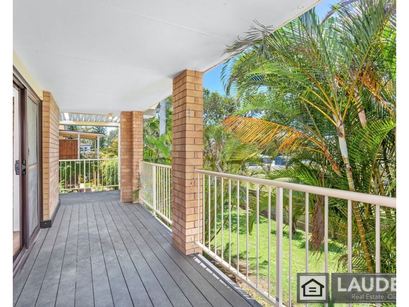 17 Old Bar Road, Old Bar NSW 2430