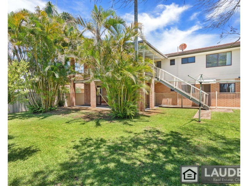 17 Old Bar Road, Old Bar NSW 2430