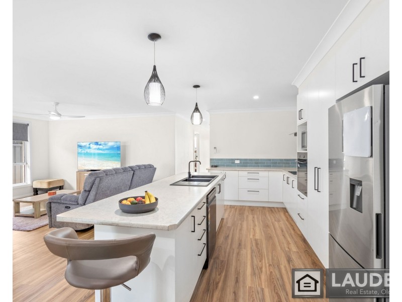 12 Marra Drive, Old Bar NSW 2430