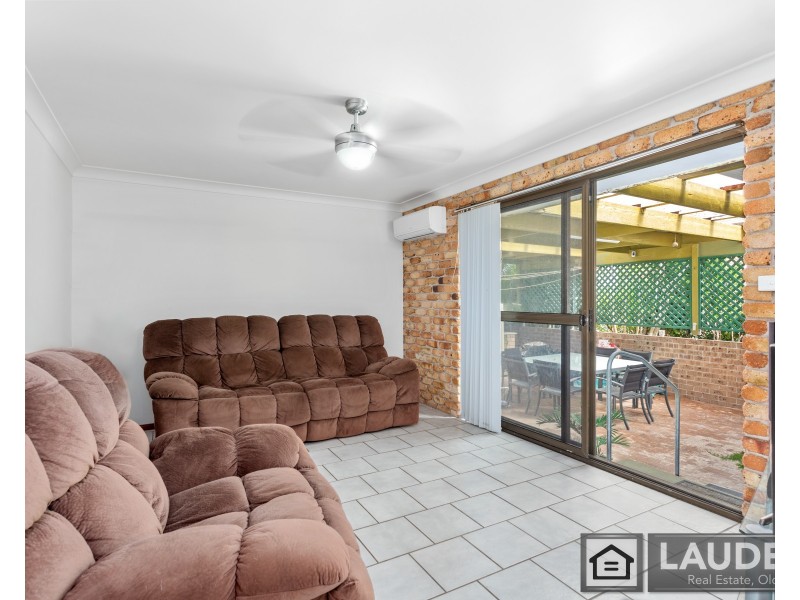 52 Wyden Street, Old Bar NSW 2430