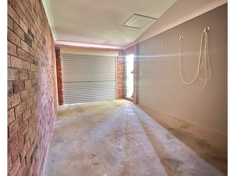 2/3 Silkyash Close, Old Bar NSW 2430