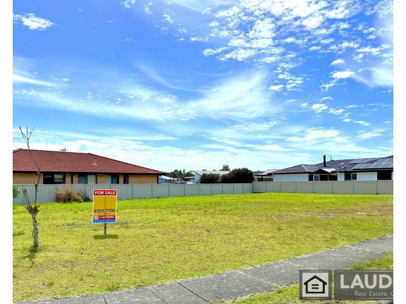 23 Bluehaven Drive, Old Bar NSW 2430