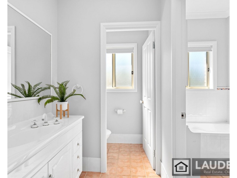 3 Berber Road, Old Bar NSW 2430