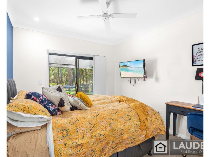 6 Peets Avenue, Wallabi Point NSW 2430