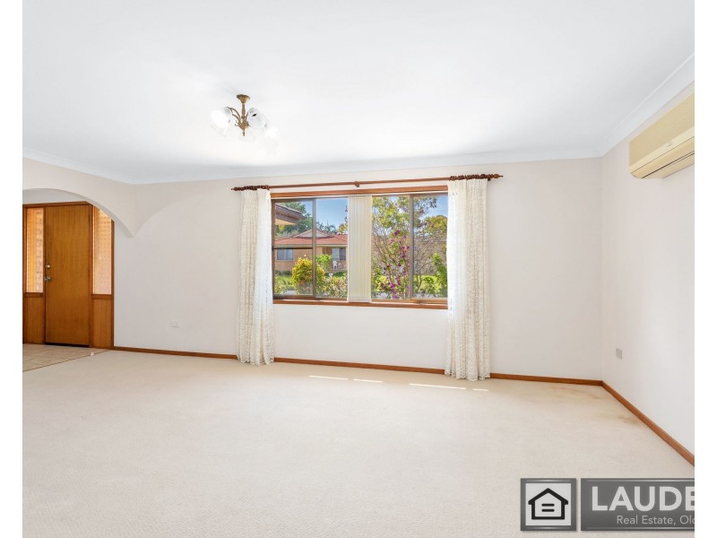 43 Gannet Crescent, Old Bar NSW 2430