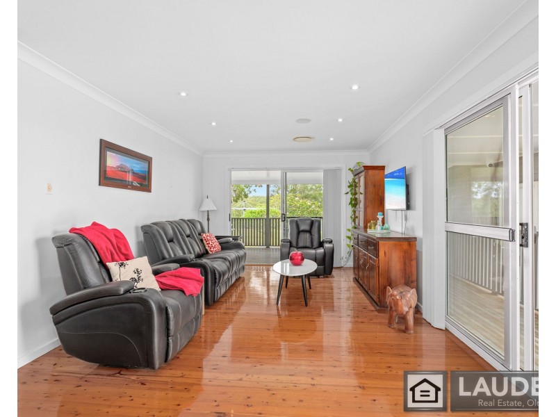 28 Carramar Drive, Mitchells Island NSW 2430