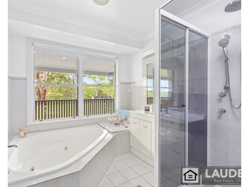 28 Carramar Drive, Mitchells Island NSW 2430