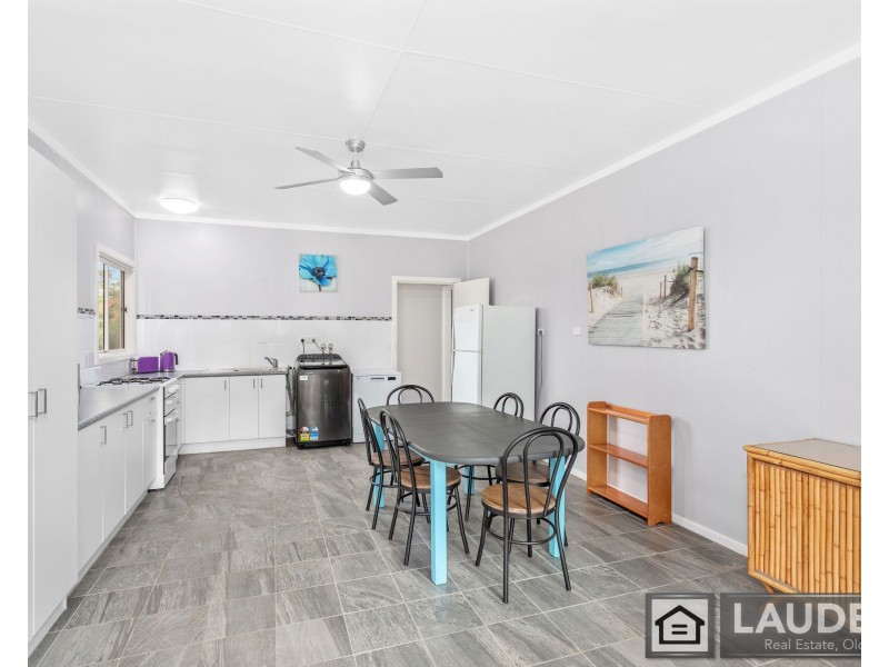 28 Carramar Drive, Mitchells Island NSW 2430