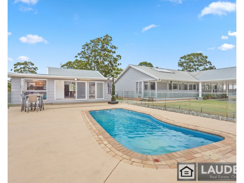 28 Carramar Drive, Mitchells Island NSW 2430