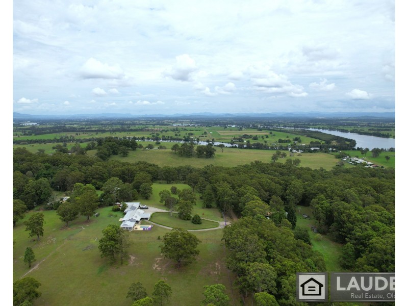 28 Carramar Drive, Mitchells Island NSW 2430