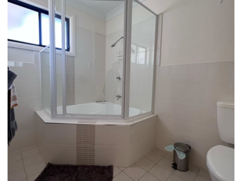 4/1 Connell Street, Old Bar NSW 2430