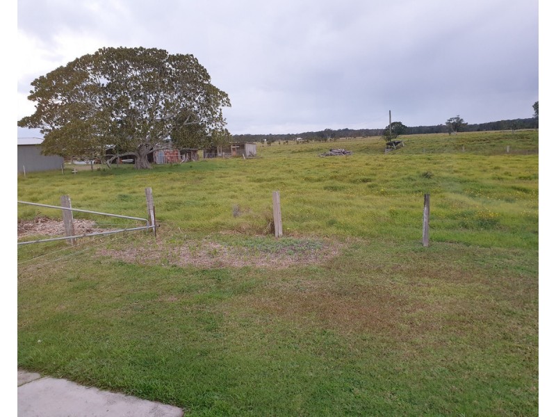 19 Polsons Road, Oxley Island NSW 2430