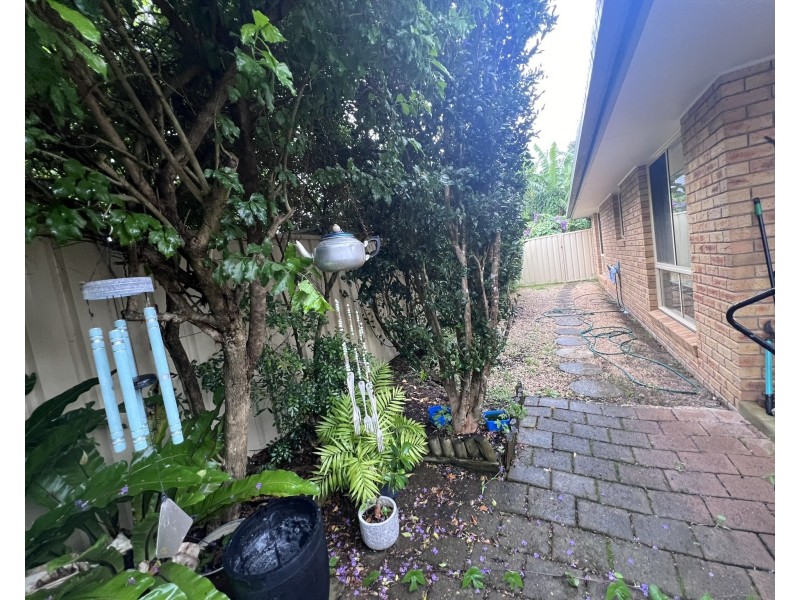 4/13 Connell Street, Old Bar NSW 2430