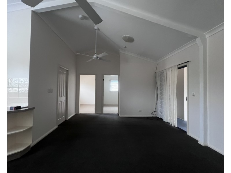 2/25 Bryan Street, Old Bar NSW 2430
