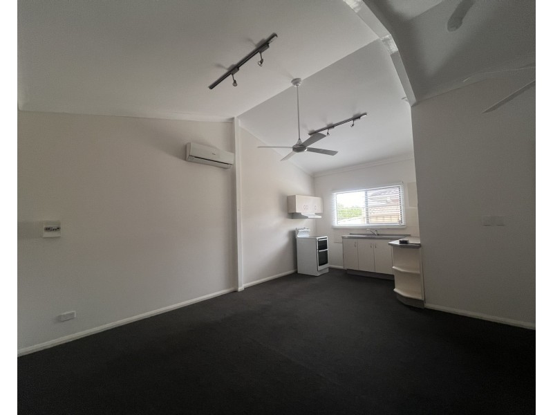 2/25 Bryan Street, Old Bar NSW 2430