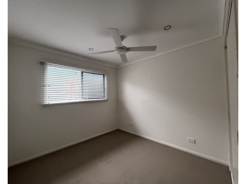 2/25 Bryan Street, Old Bar NSW 2430