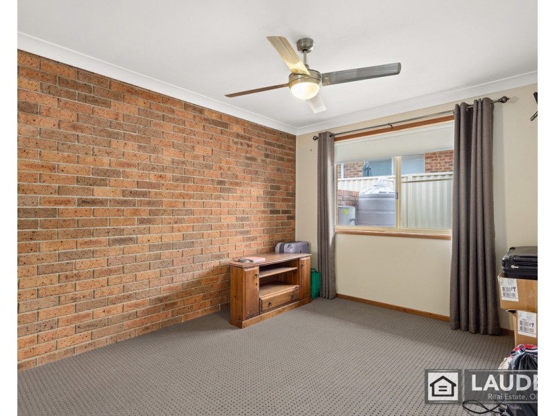 2/89 Old Bar Road, Old Bar NSW 2430