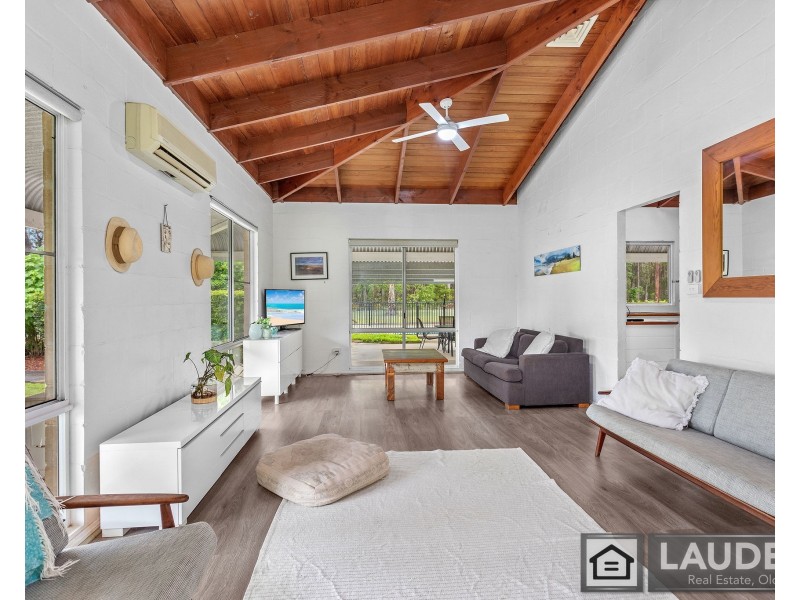 5 Jay Close, Old Bar NSW 2430