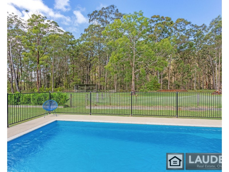 5 Jay Close, Old Bar NSW 2430