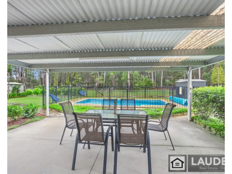 5 Jay Close, Old Bar NSW 2430