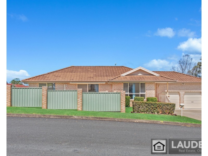 1 Gannet Crescent, Old Bar NSW 2430