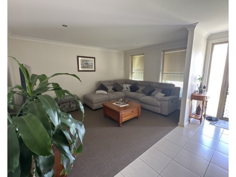 59 Bluehaven Drive, Old Bar NSW 2430