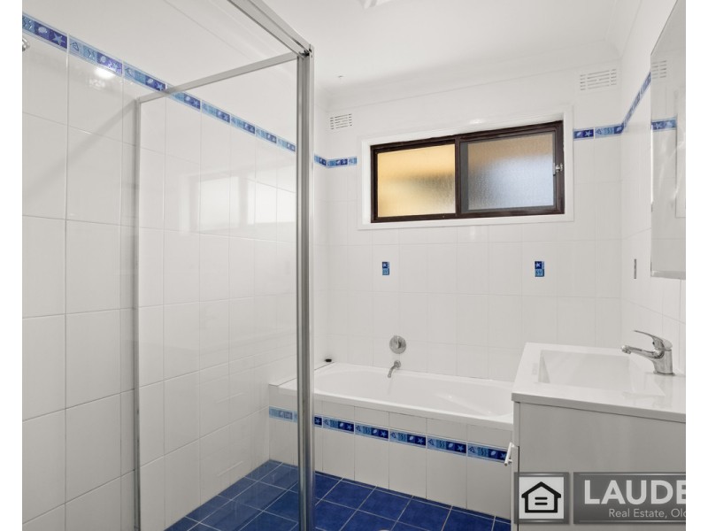 25 Bryan Street, Old Bar NSW 2430