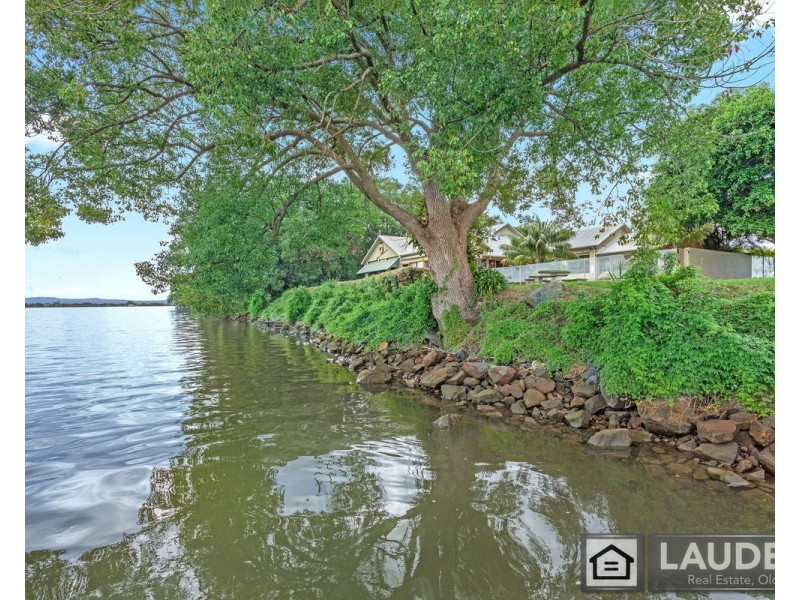 231 Oxley Island Road, Oxley Island NSW 2430