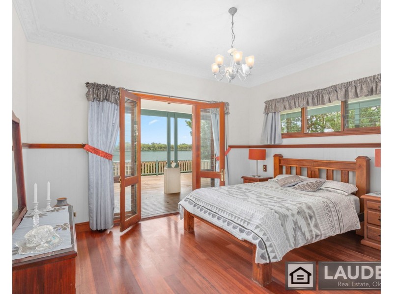 231 Oxley Island Road, Oxley Island NSW 2430