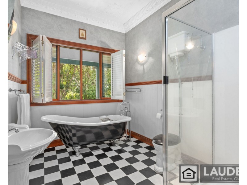 231 Oxley Island Road, Oxley Island NSW 2430