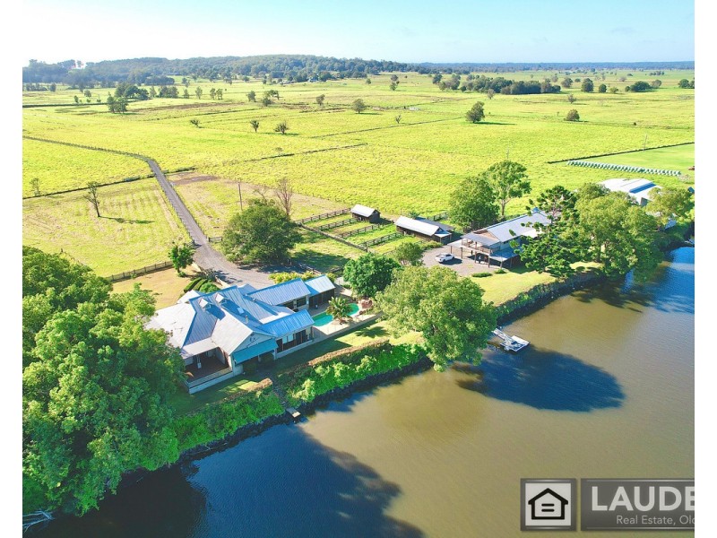 231 Oxley Island Road, Oxley Island NSW 2430