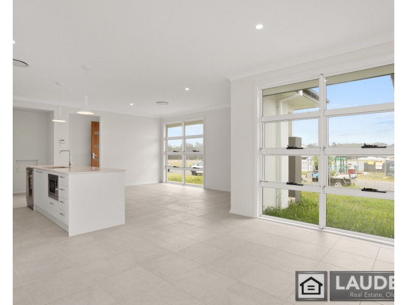 12 Cubbaroo Street, Old Bar NSW 2430