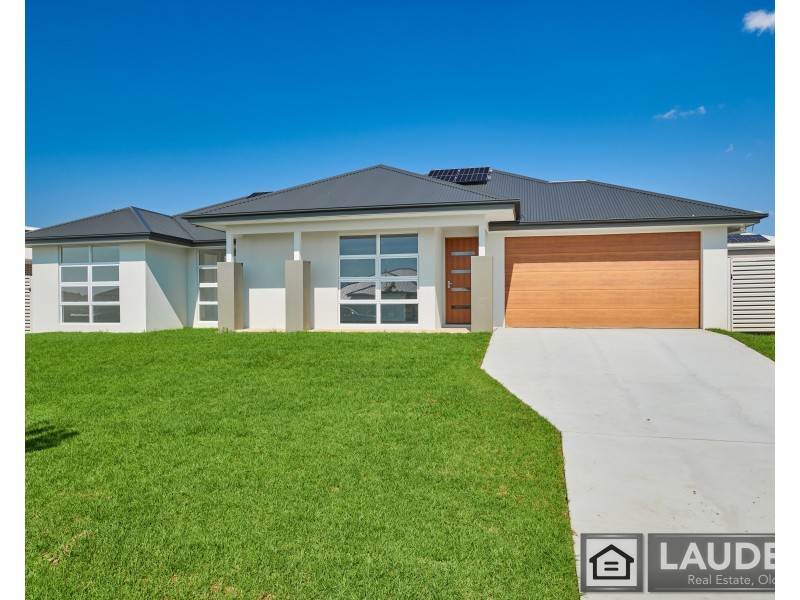 12 Cubbaroo Street, Old Bar NSW 2430