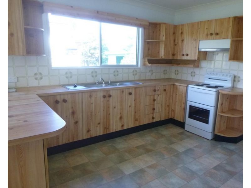 27 Waterman Street, Old Bar NSW 2430
