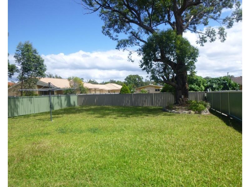 27 Waterman Street, Old Bar NSW 2430