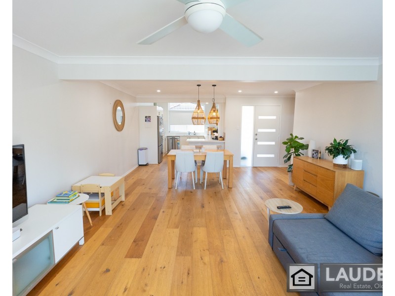 3/12 Connell Street, Old Bar NSW 2430