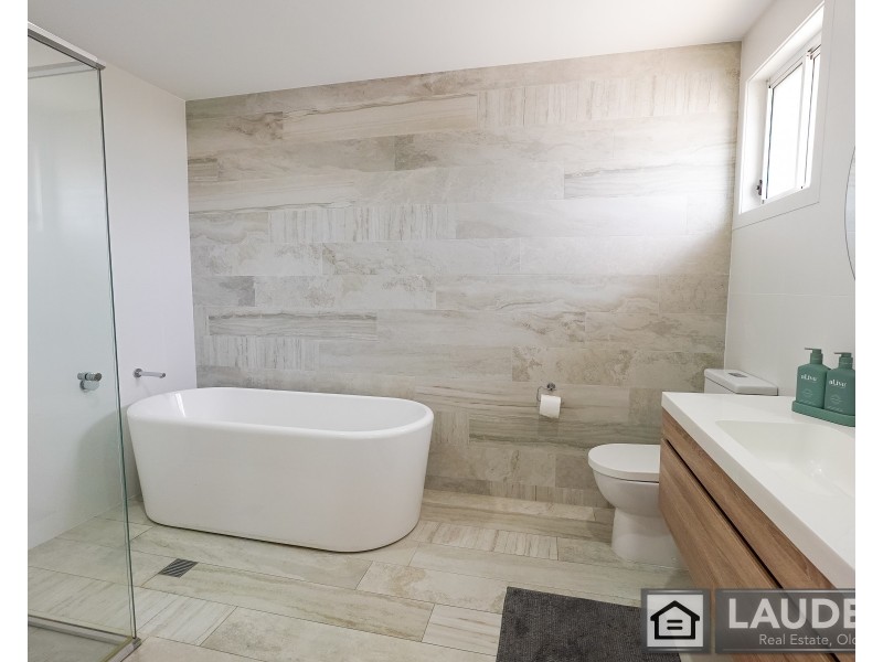3/12 Connell Street, Old Bar NSW 2430