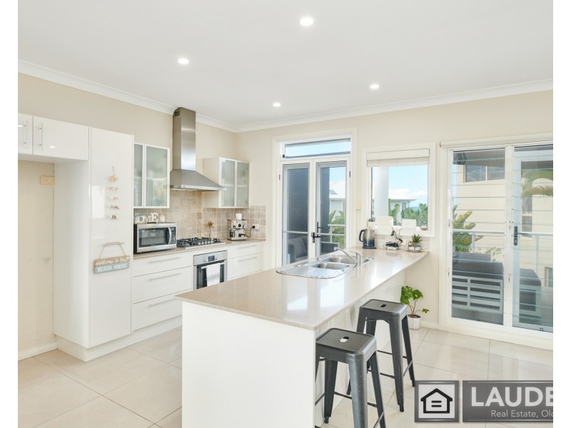 3a/38 Lewis Street, Old Bar NSW 2430