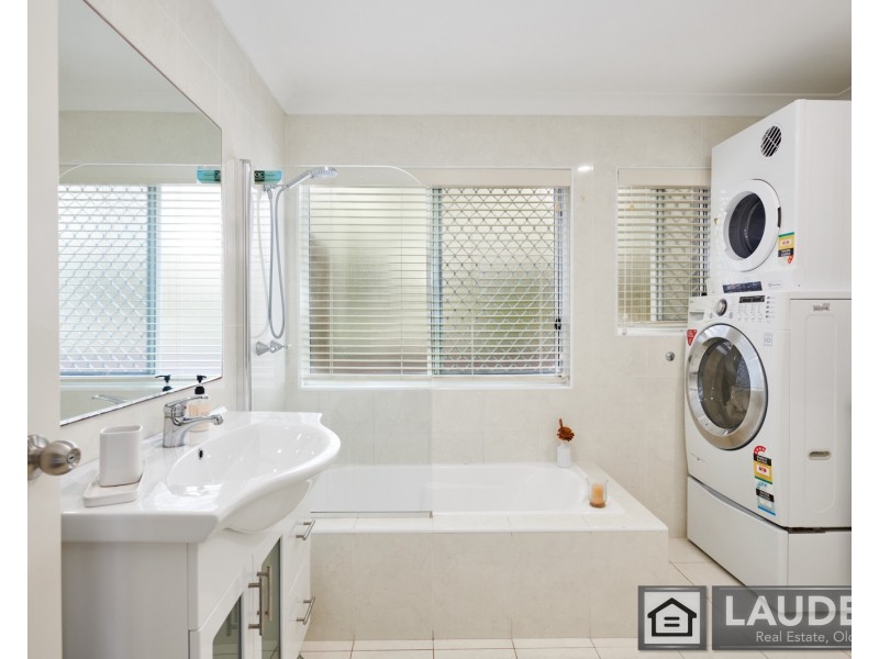 3a/38 Lewis Street, Old Bar NSW 2430