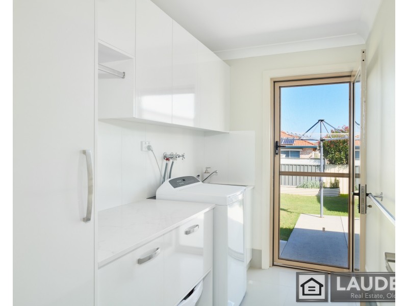 84 Forest Lane, Old Bar NSW 2430