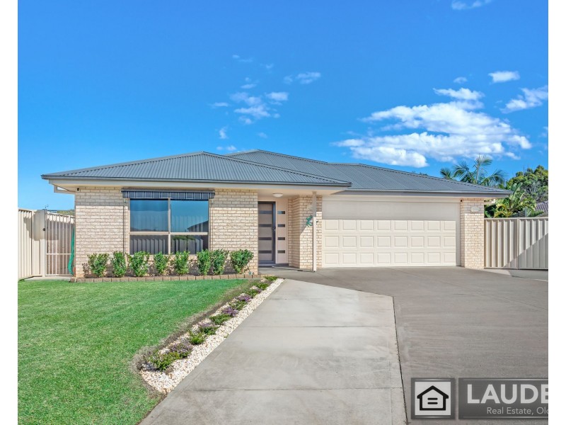 4 Curlew Place, Old Bar NSW 2430