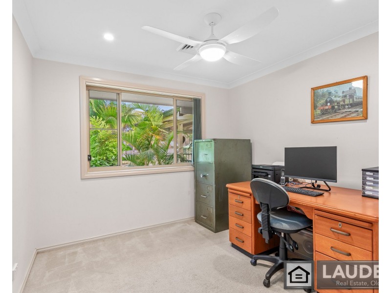 10 Kolinda Drive, Old Bar NSW 2430